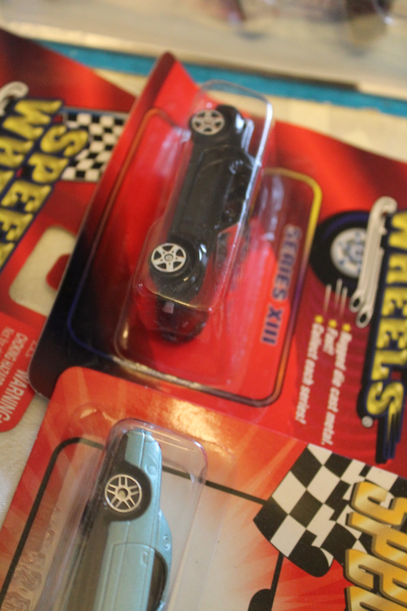 Illustration for article titled Enormous Die-Cast Collection - Box 8 - Maisto
